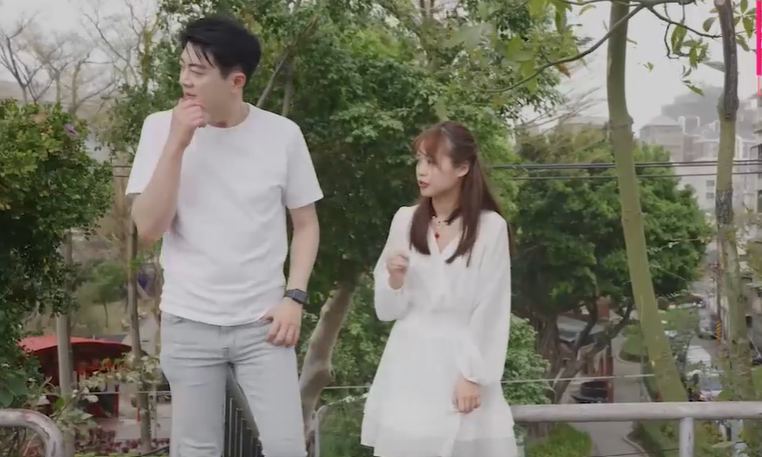 Wen Rui Xin loli bị huấn luyện thành chó